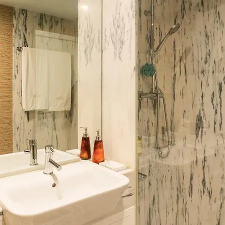 Apartment Luxurious, Private Garden And Heated Swimming Pool By Courtesy Morning Lisbon