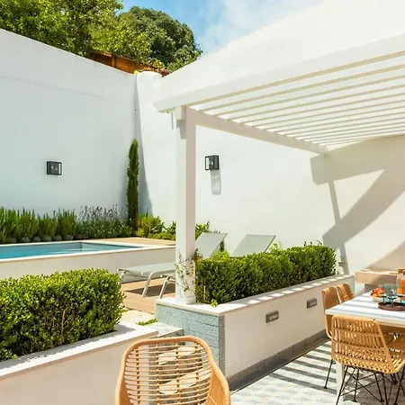 Luxurious, Private Garden And Heated Swimming Pool By Courtesy Morning * Lisbon