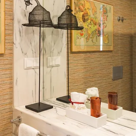 Luxurious, Private Garden And Heated Swimming Pool By Courtesy Morning Appartement Lisboa